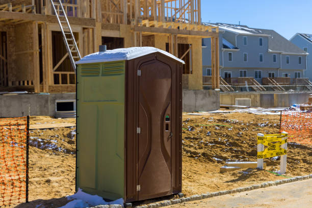 Best Best portable toilet rental  in Halstead, KS
