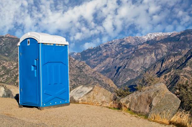 Portable restroom solutions in Halstead, KS
